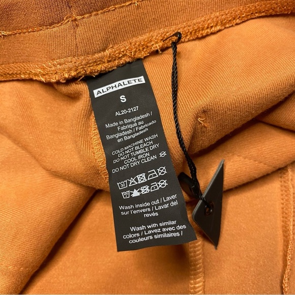 ALPHALETE men’s Identity Core short size Small NEW - Picture 3 of 4